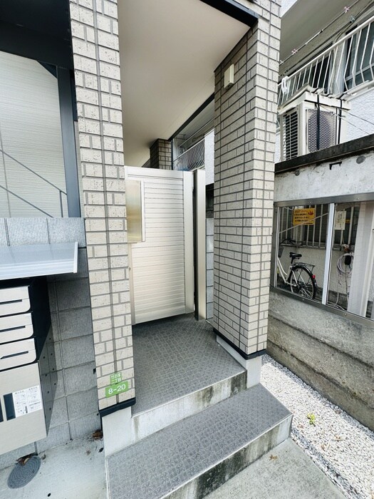 エントランス部分 ウラノス竹ノ塚