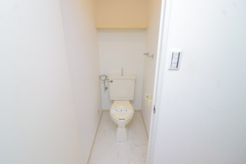 トイレ ジュネス