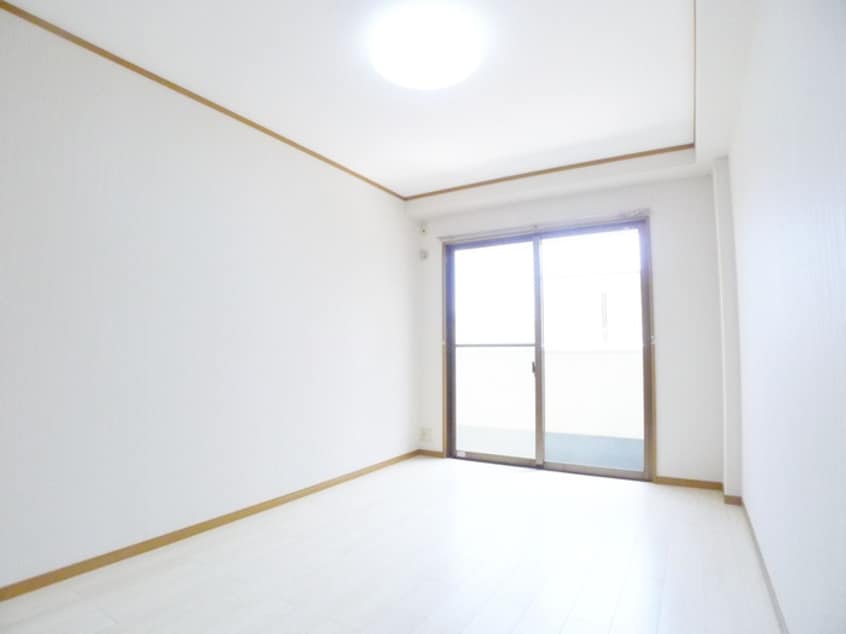 居室 ルナパーク２１