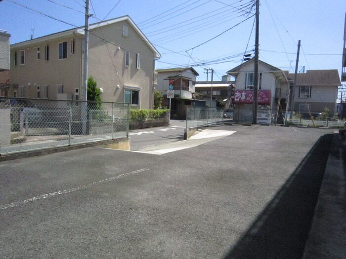 駐車場 ハイツ岩田