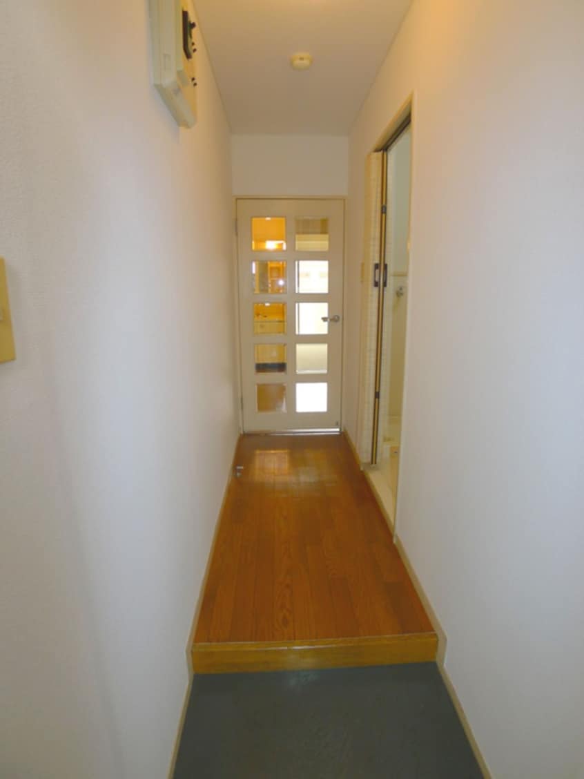 玄関 アビタシオン萩原