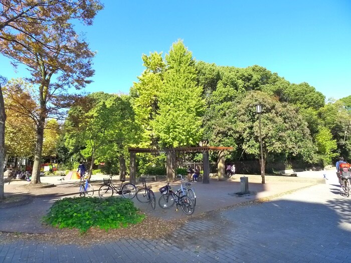 清澄公園(公園)まで361m ハーモニーレジデンス清澄白河