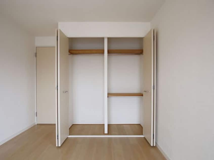 収納 リバ－シティ２１　新川