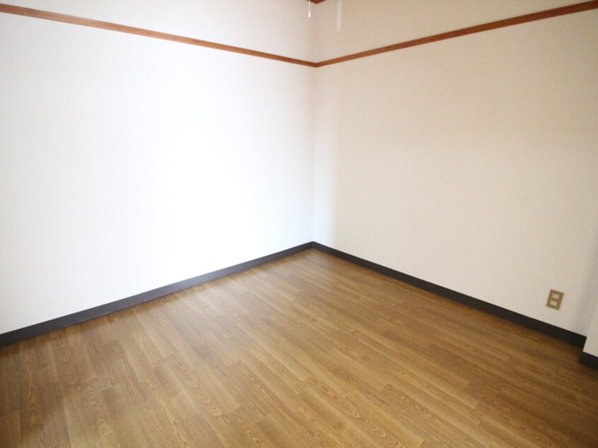 居室 メゾン萩原