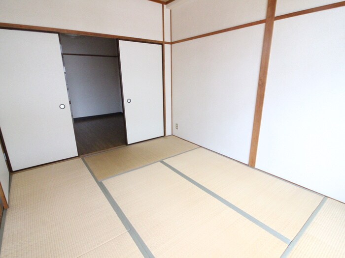 居室 メゾン萩原