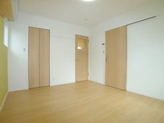 居室 ラピスラズリ松戸