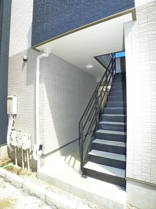 エントランス部分 ラピスラズリ松戸