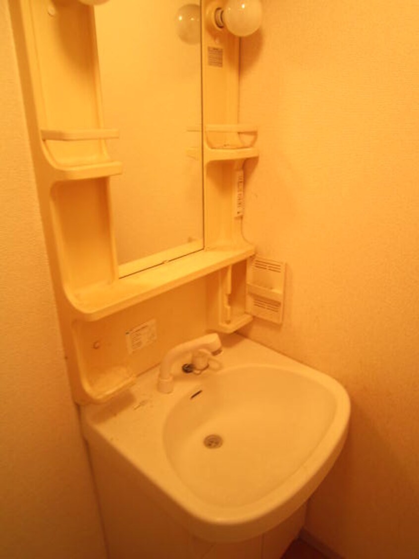 洗面 ア－バンＡ