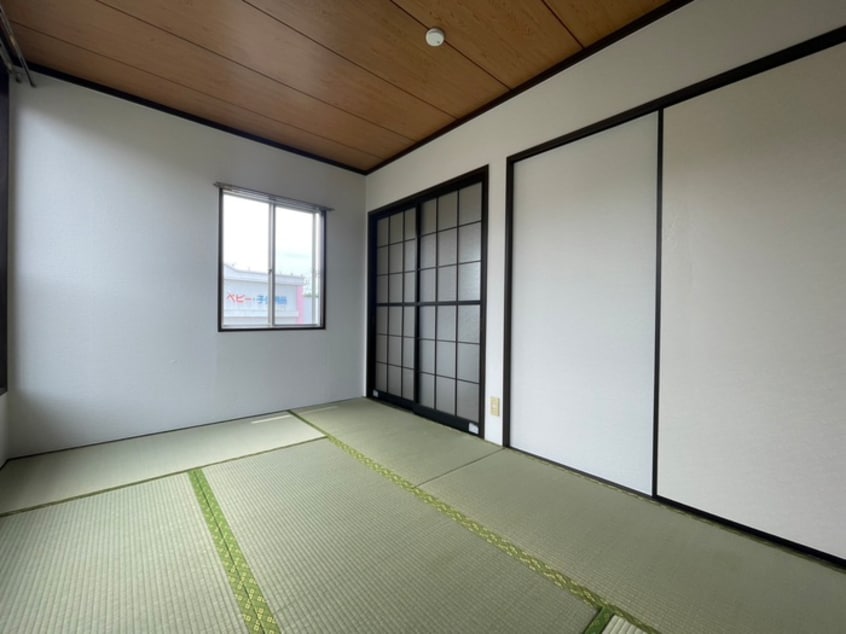 居室 メゾンアイ