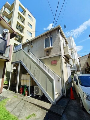 オウク千駄木(1F)