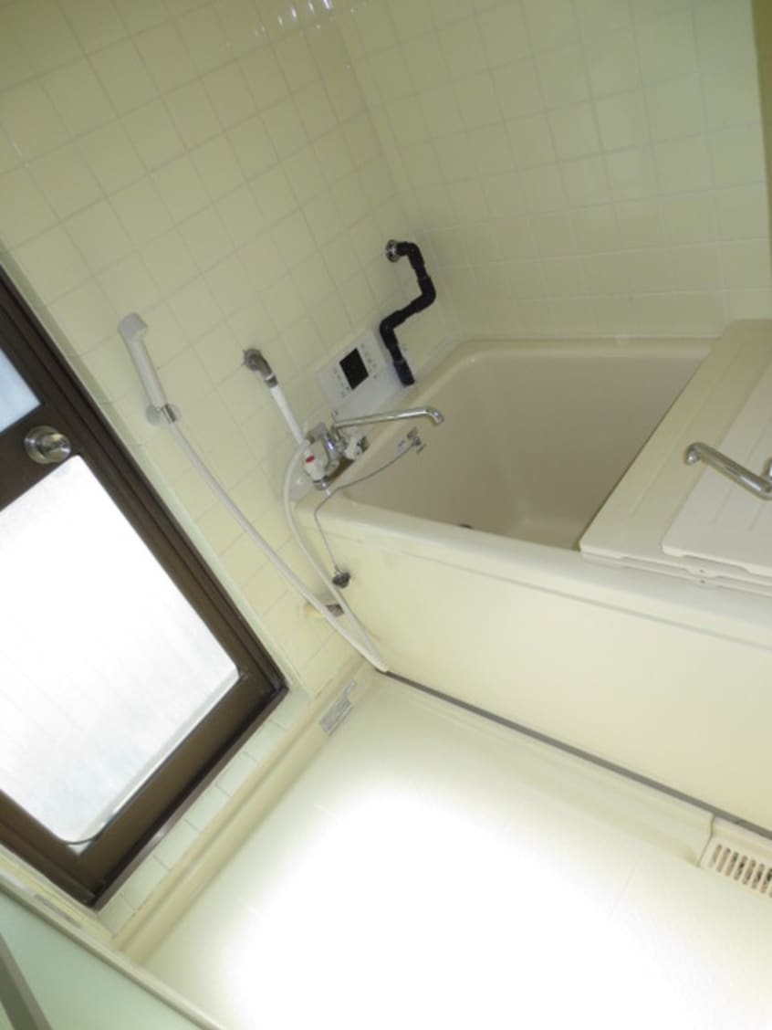 バス／シャワールーム等 ホワイトマンション