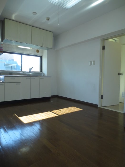 居室 ホワイトマンション