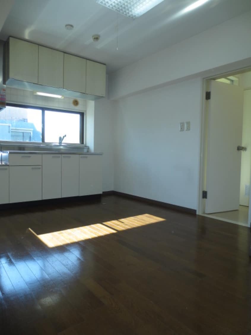 居室 ホワイトマンション