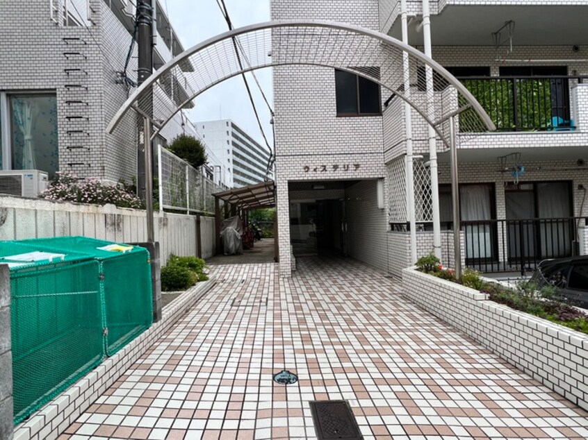 エントランス部分 ウィステリア