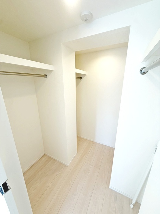 収納 Alivis本八幡