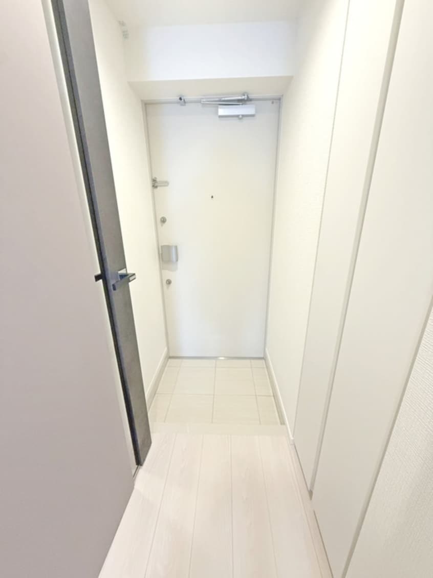 玄関 Alivis本八幡