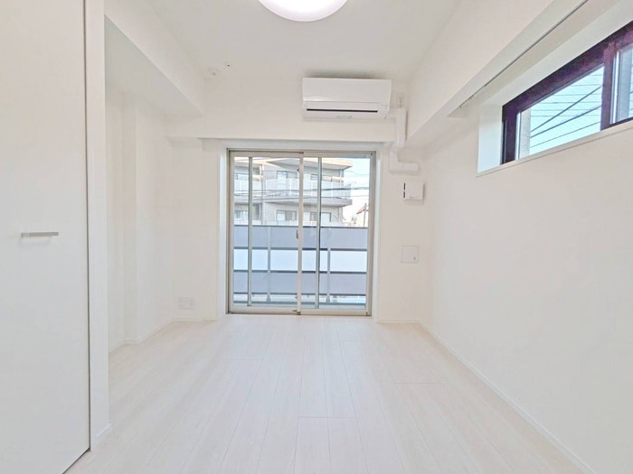 居室 Alivis本八幡