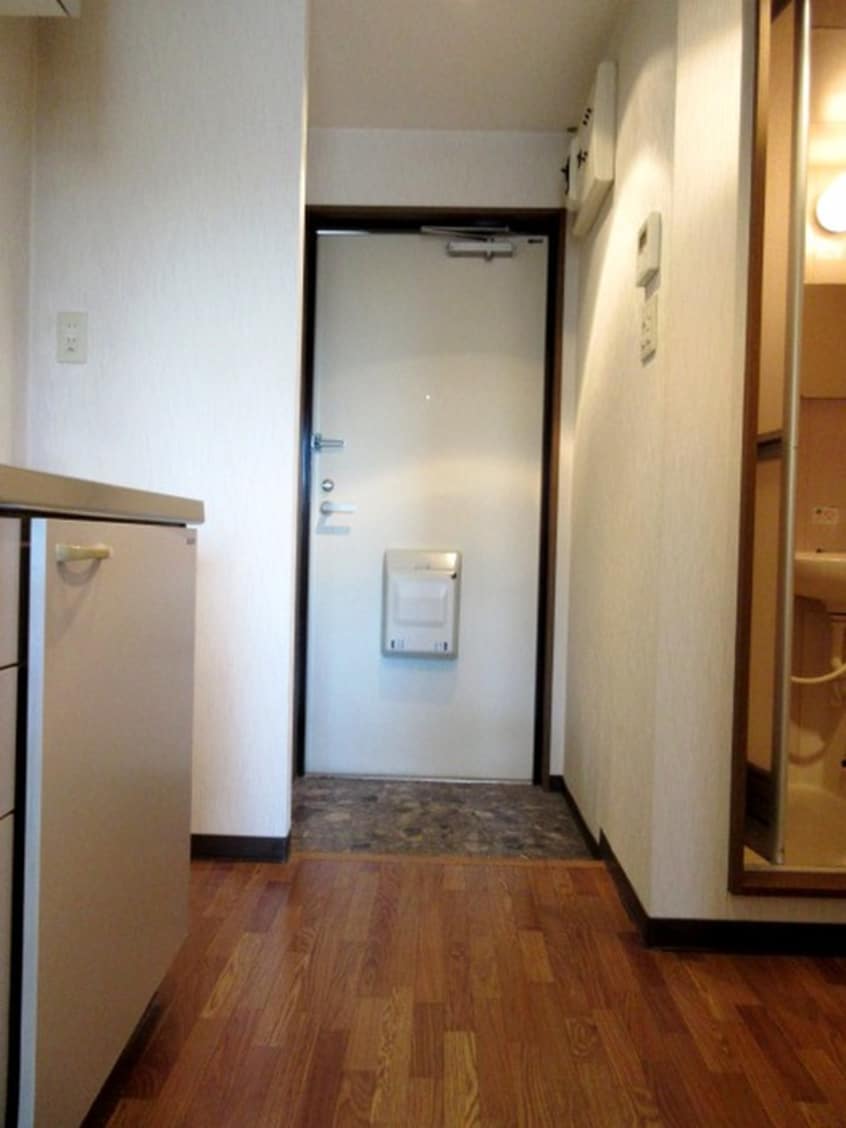 玄関 シャドーウィング洗足池