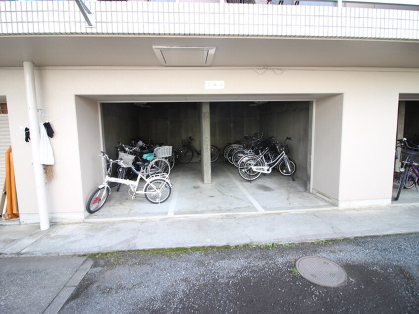 駐輪場 メゾン・ド・ノア元横山(428)