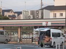 セブン-イレブン 狛江猪方３丁目店(コンビニ)まで400m コーポ青葉