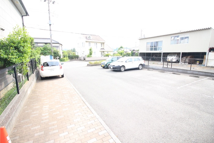 駐車場 ネッスルＴＭ