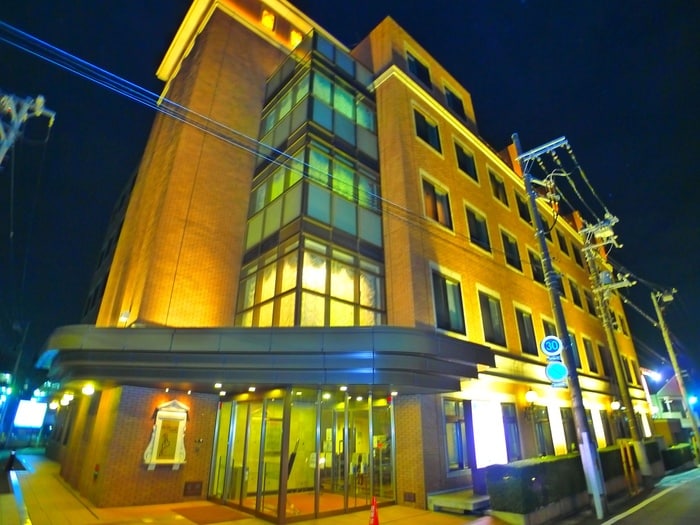 オーククリニック(病院)まで186m カトルセゾン