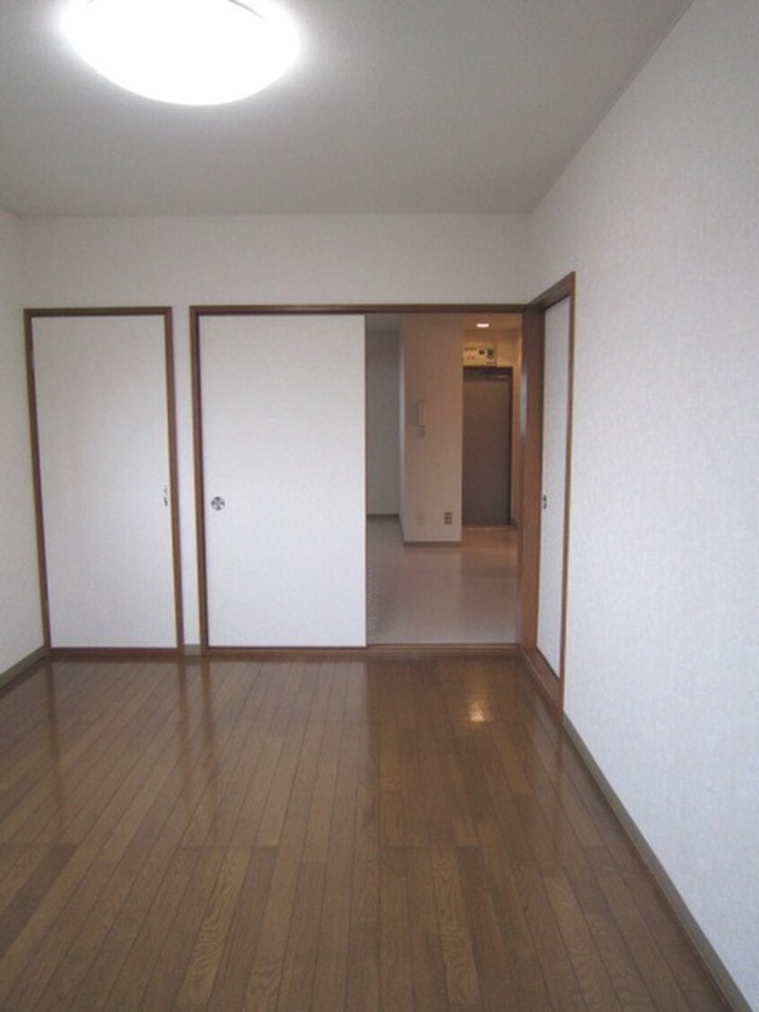 居室 メゾン沖田