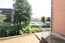 室内からの展望 ハ－ミットクラブハウス鶴ヶ峰Ａ