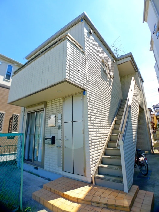 エントランス部分 ラ・クール大和田