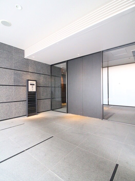 エントランス部分 ベルファ－ス目黒