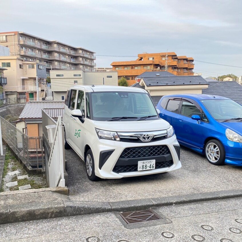 駐車場 フローラ大久保