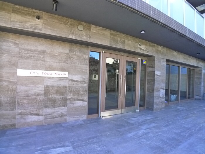 エントランス部分 ＨＹ‘ｓ　ＴＯＤＡ　ＭＡＸＩＶ