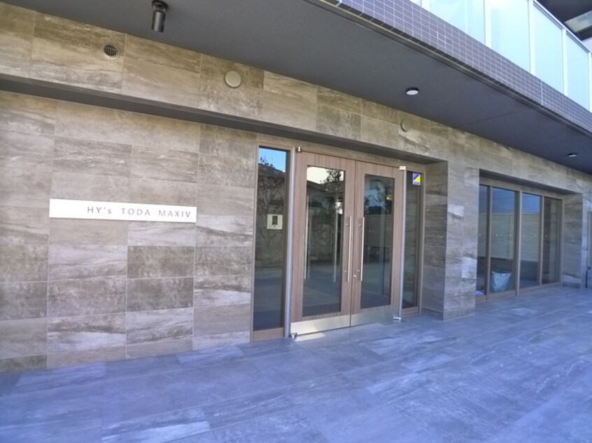 エントランス部分 ＨＹ‘ｓ　ＴＯＤＡ　ＭＡＸＩＶ