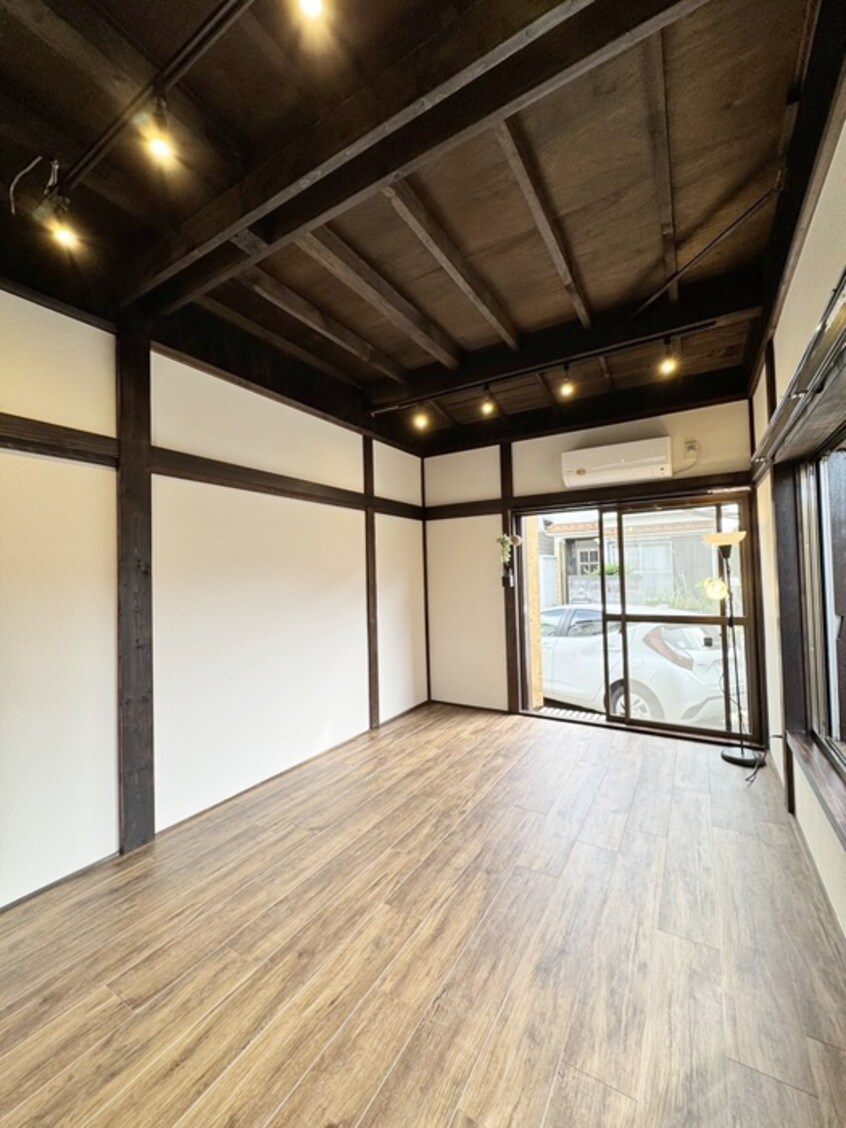 居室 古民家ビンテージ戸建て高野台