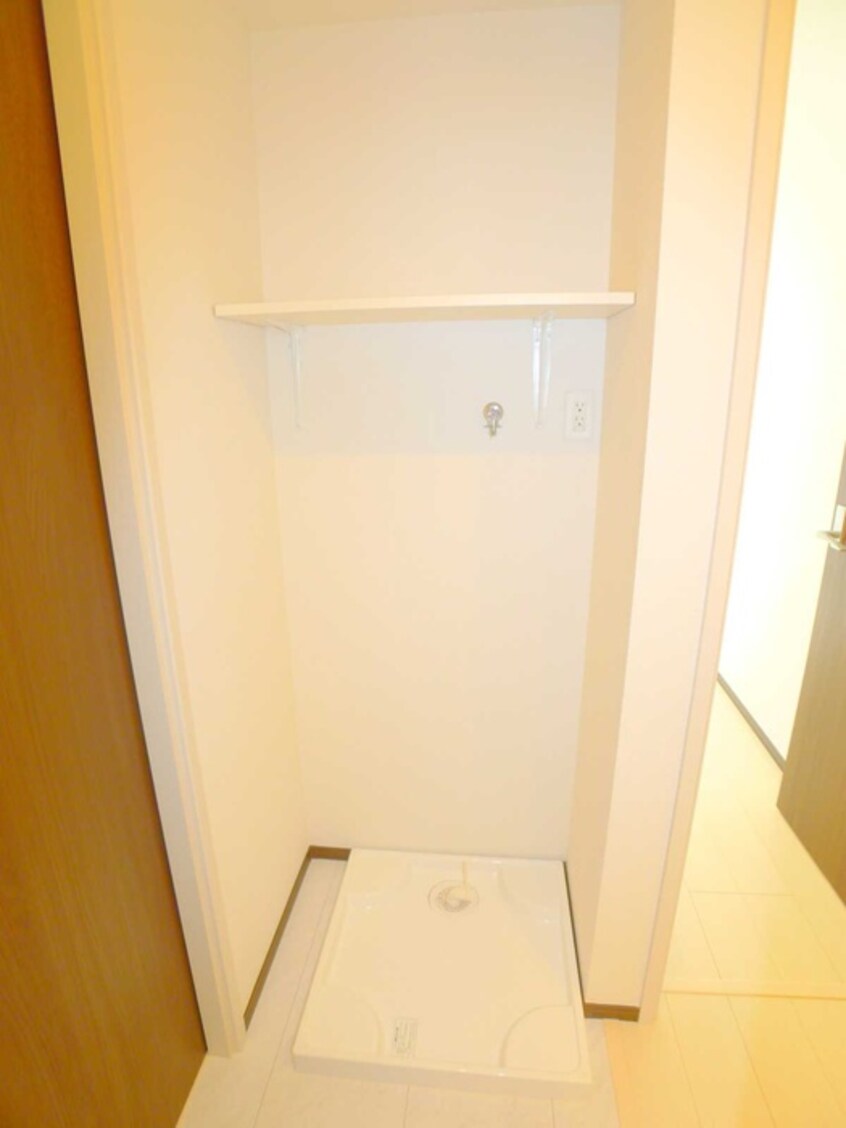 洗濯機置場 ＲＯＳＳＯ高柳