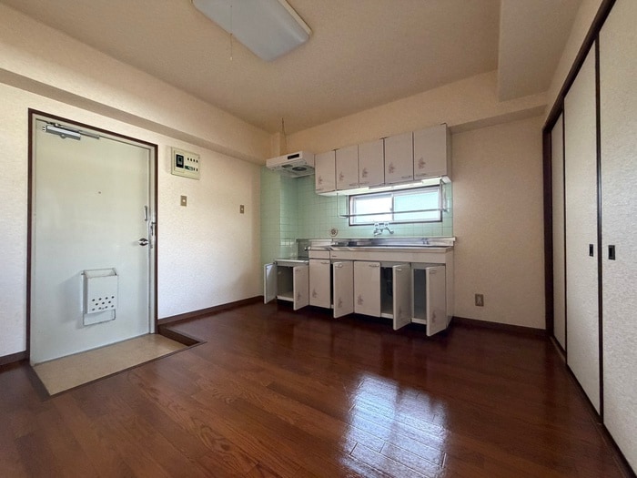 内観写真 エクセル中町