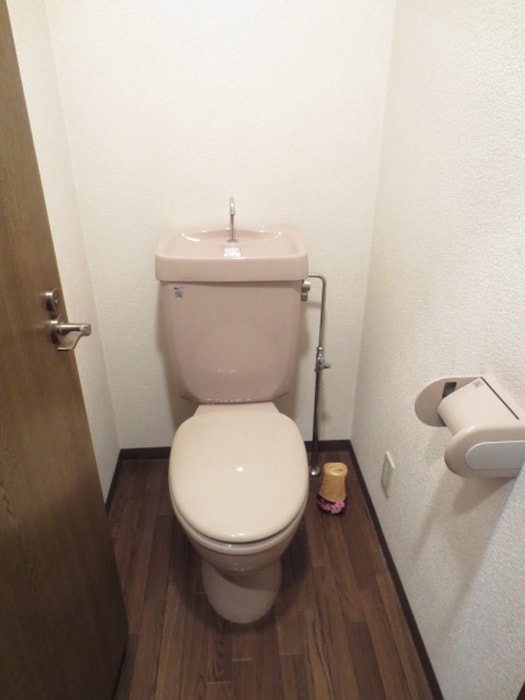 トイレ グランドエンブレム秦野