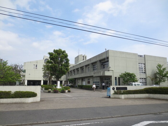 神奈川県立秦野曽屋高校(高等学校/高等専門学校)まで473m グランドエンブレム秦野