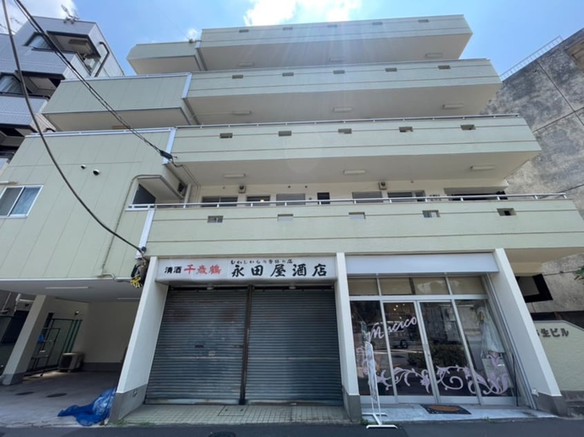 外観写真 弥生ビル