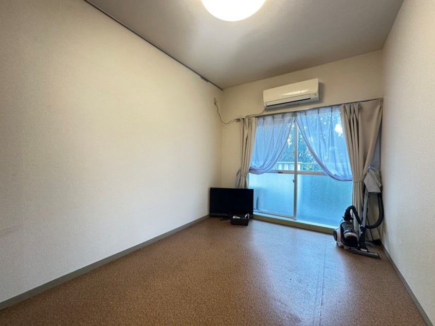 居室 スカイコ－ト横浜富岡(504)