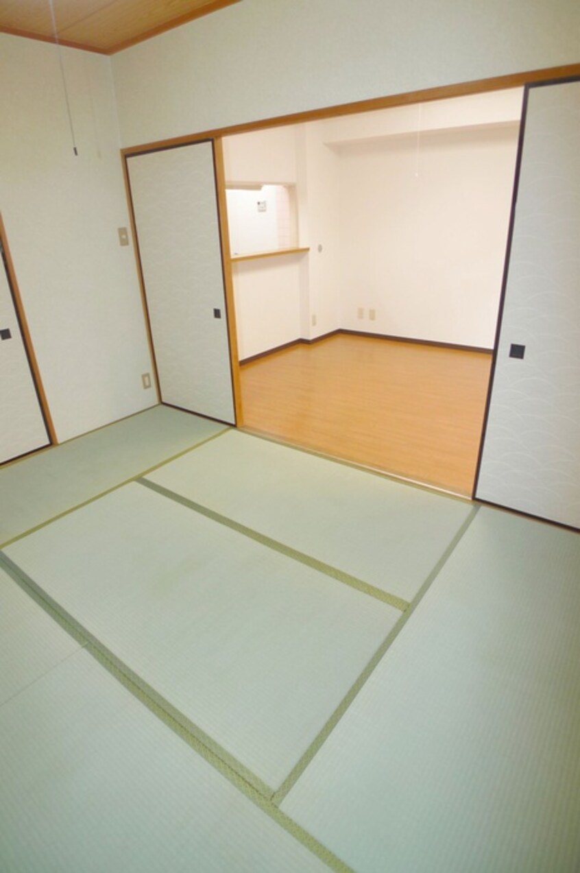 居室 グレ－スフル壱番館