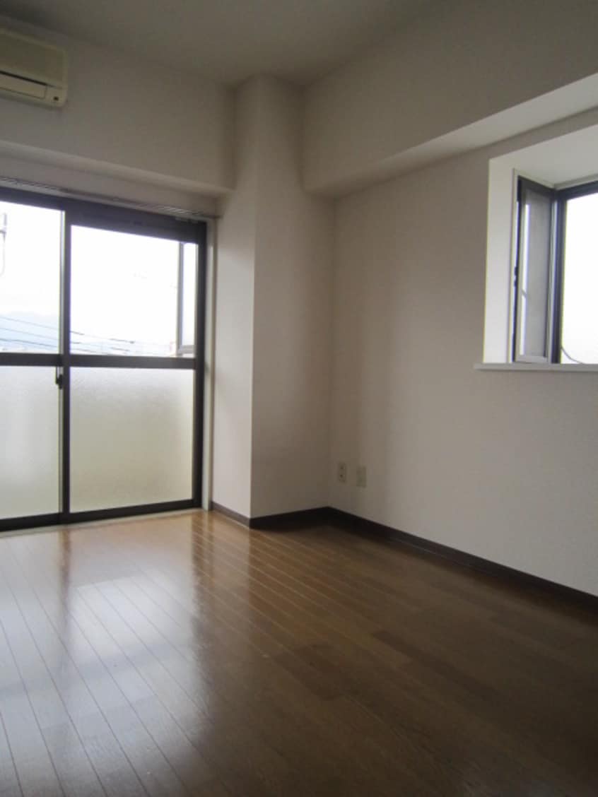 居室 ファミール妻田