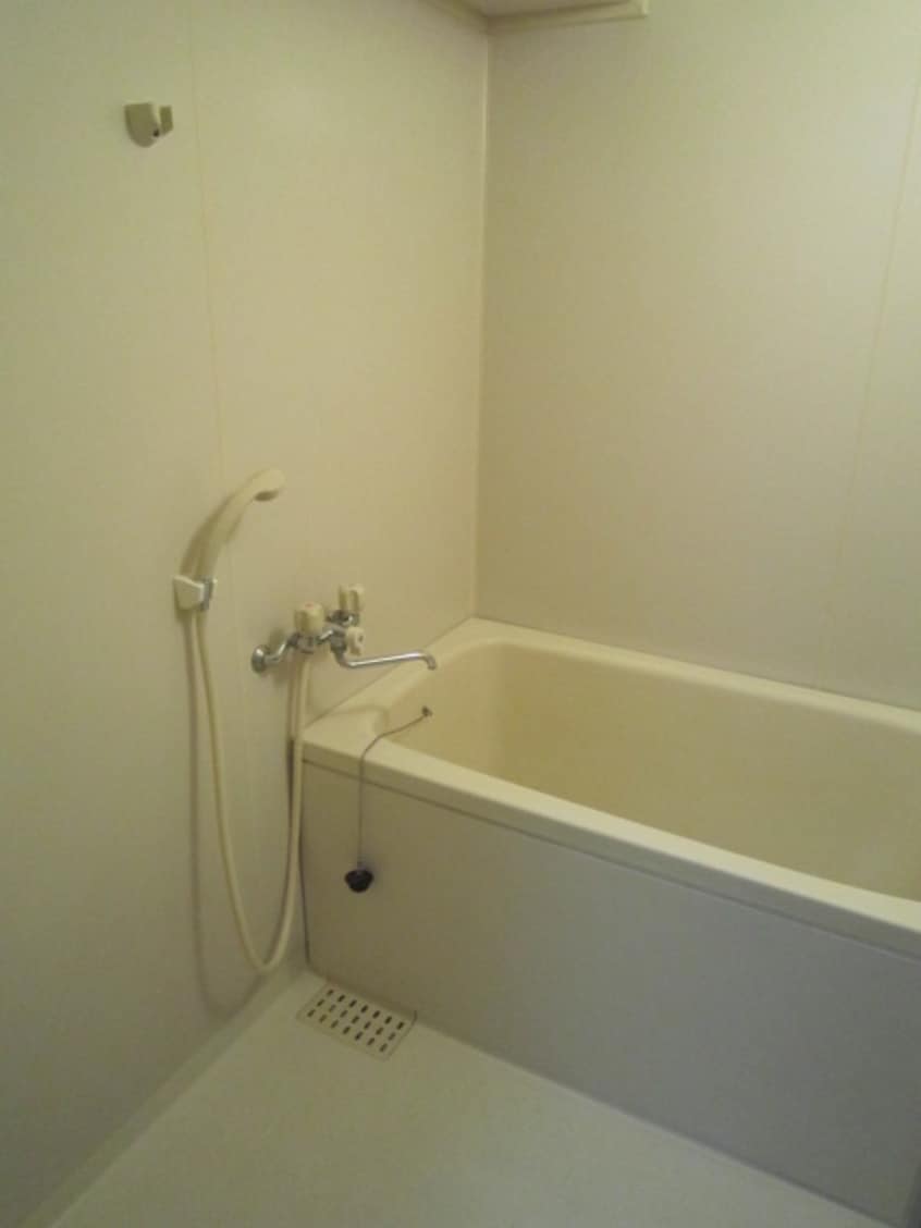 バス／シャワールーム等 ファミール妻田