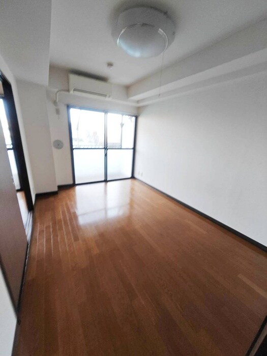 居室 グリーンセピア