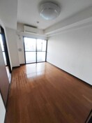 居室 グリーンセピア