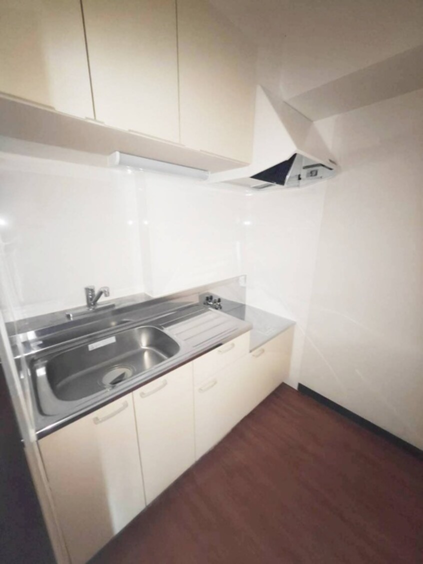 キッチン グリーンセピア