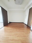 居室 グリーンセピア