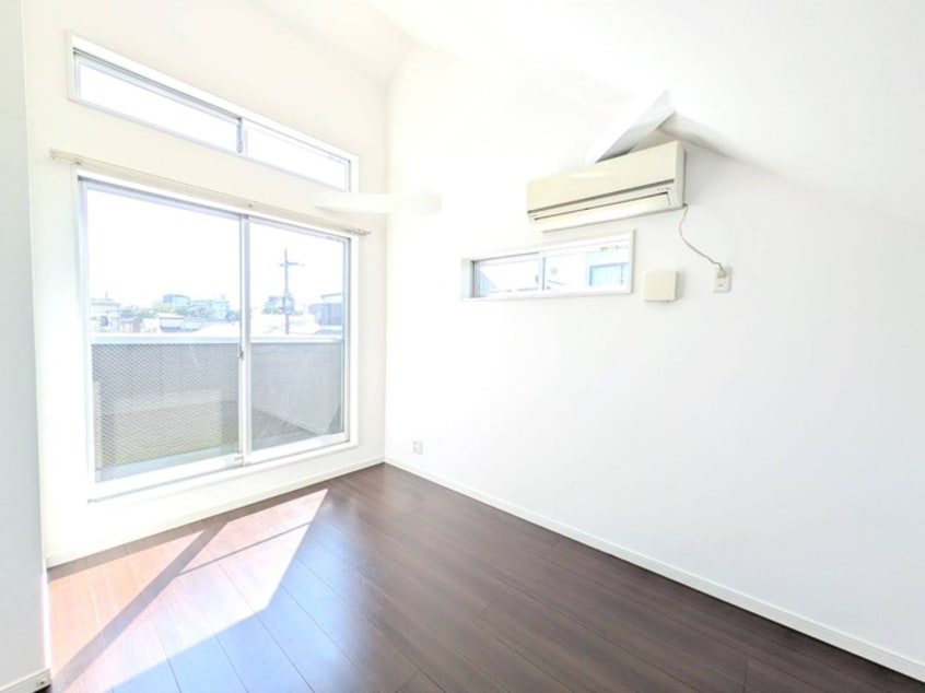 居室 ラ・ル－チェ上北沢