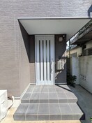 エントランス部分 ラ・ル－チェ上北沢