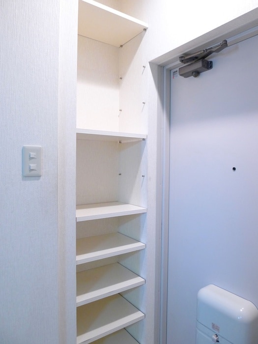 靴箱 ラ・ピエ南花園